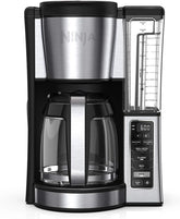 Programmable coffee machine, featuring two brewing modes, adjustable pre-heating plate and delayed brewing function