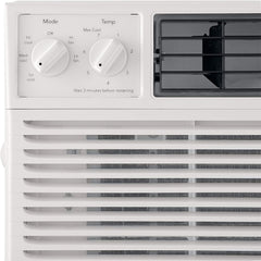 5000-watt window air conditioner, with a cooling area of 250 square feet, operates quietly, has easy and convenient temperature adjustment, 2 fan speeds, automatic restart function, and a white appearance