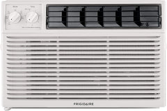 5000-watt window air conditioner, with a cooling area of 250 square feet, operates quietly, has easy and convenient temperature adjustment, 2 fan speeds, automatic restart function, and a white appearance