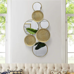 Home decoration metal wall ornaments, a mirror with multiple circular lenses, large modern wall art sculptures for decoration, suitable for living rooms, offices, and bedrooms. Dimensions: 45.3 x 1.9 x 21.6 inches. Made of gold material.